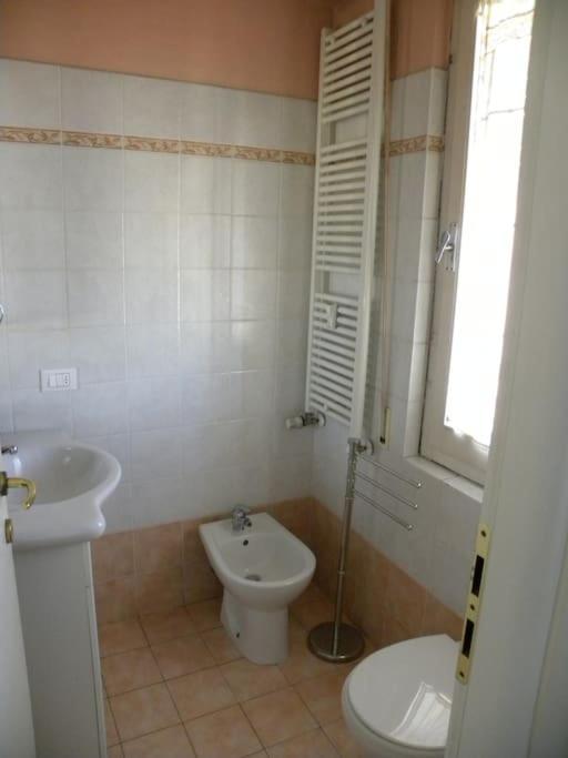Bright Apt With Views And Terrace Firenze Bagian luar foto